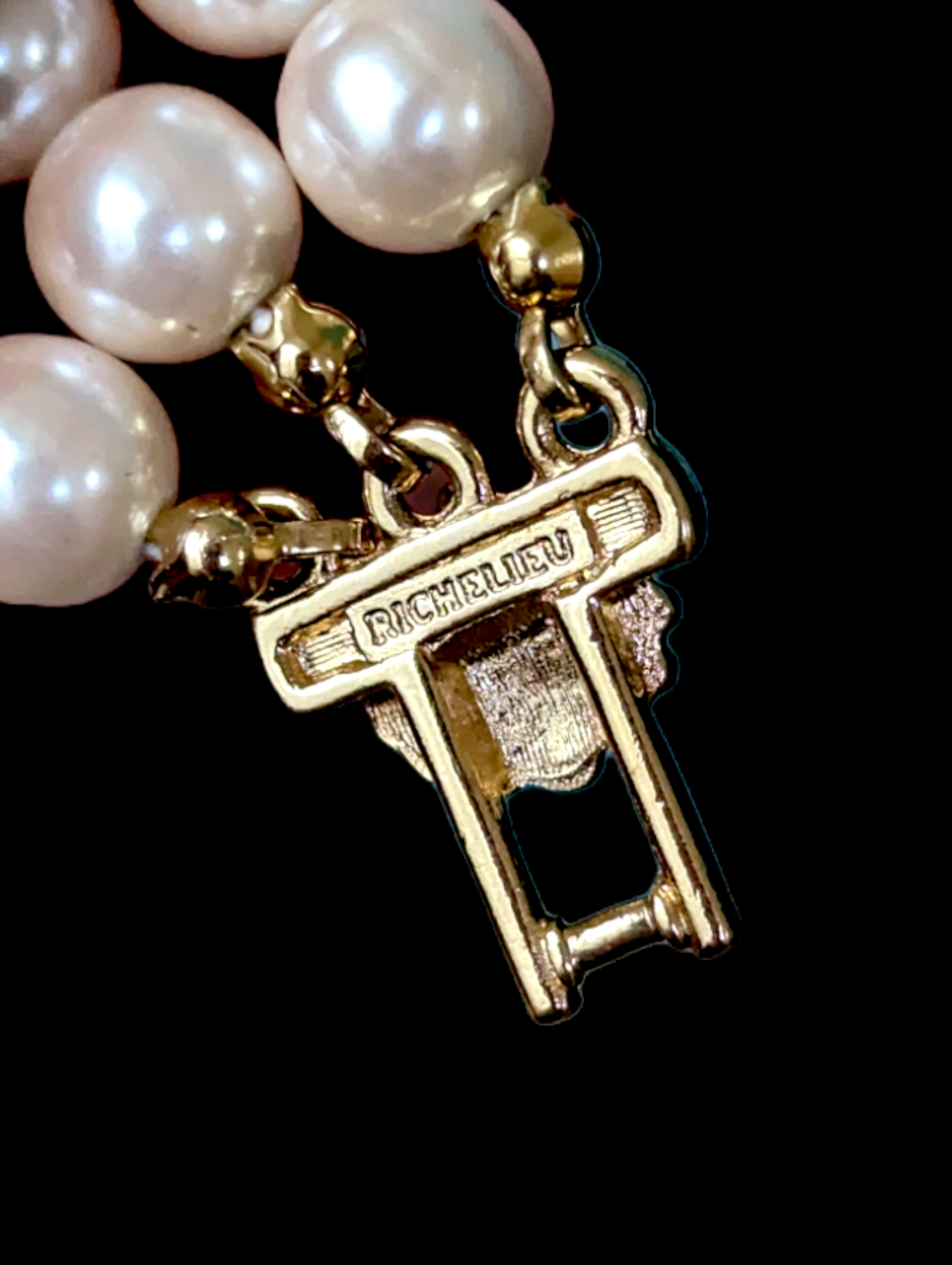 Vintage RICHELIEU gold pearl rhinestone beaded designer runway necklace at  1stDibs | richelieu necklace, richelieu jewelry, richelieu pearl necklace